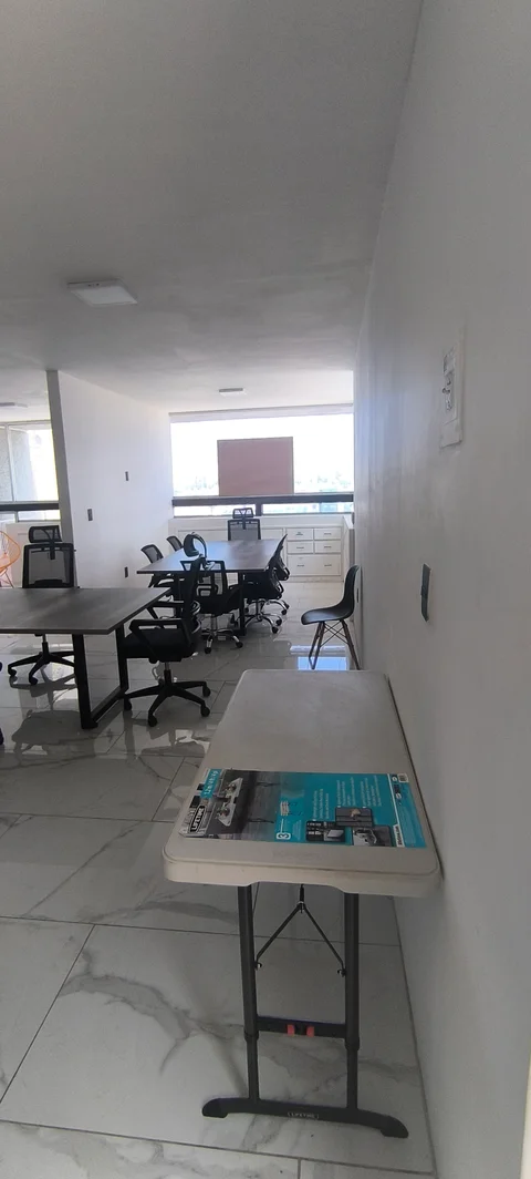 Entrada hacia el área de trabajo
